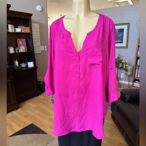 Torrid pink 3/3 roll tab sleeves Vneck blouse-size XL
